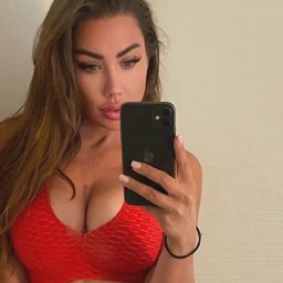 M 😘