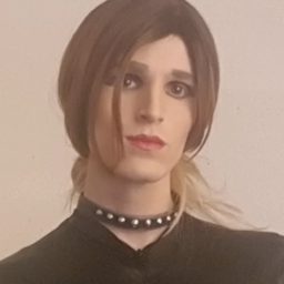 Sissy Britney Chaste