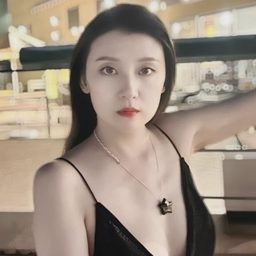 愛弥Aya
