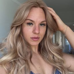 Hallie - Best Ass on OF🍑
