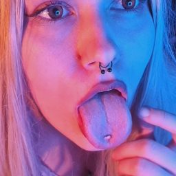 Paprica Clain FREE_TO_PLAY
