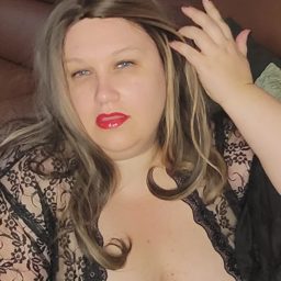 CurvyLadyChayenne (Free)